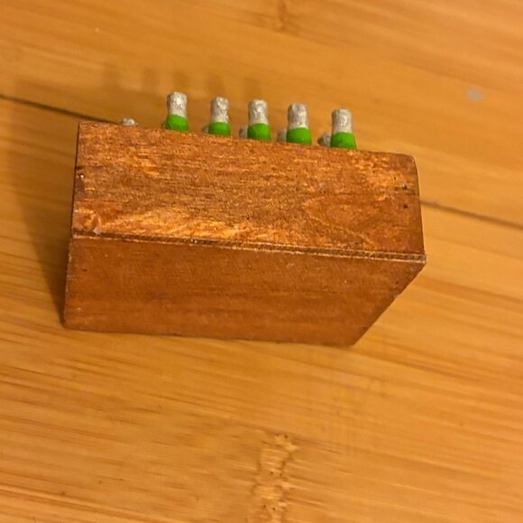 Miniature Cases of Soda Pop Bottles for Diorama Lemon-Lime Cola 1:12 Scale - Picture 3 of 3